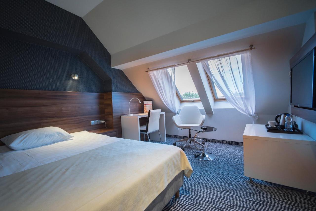 Hotel Gorczowski Katowice Chorzów Extérieur photo